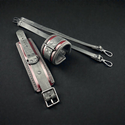 Deluxe Leather Handcuffs (Pair)