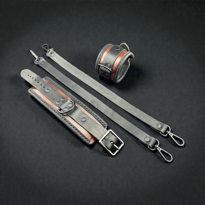 Deluxe Leather Handcuffs (Pair)